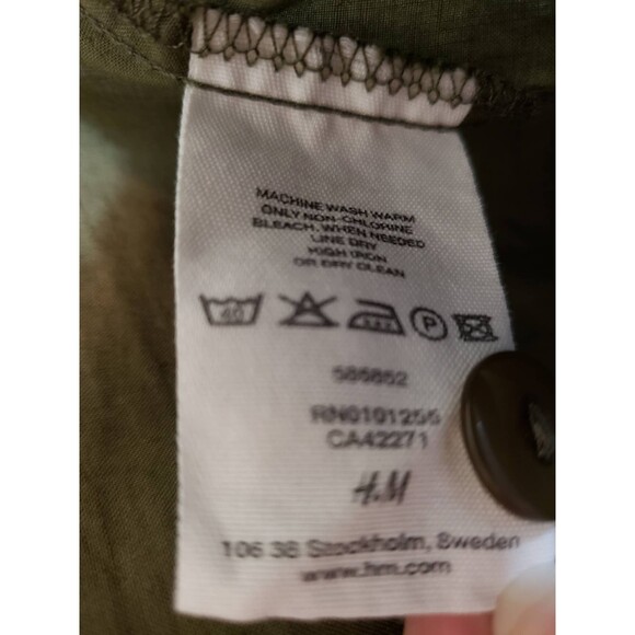 Divided by H&M Olive Green Tiered Mini Skirt Size 10 Zip Back - Picture 7 of 9